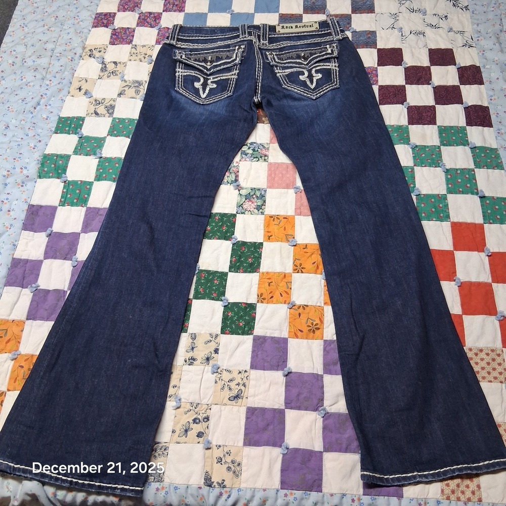 Rock Revival Molly Boot Cut Blue Jeans Size 29 Blue Sequin Embroidered Pockets - Picture 6 of 15